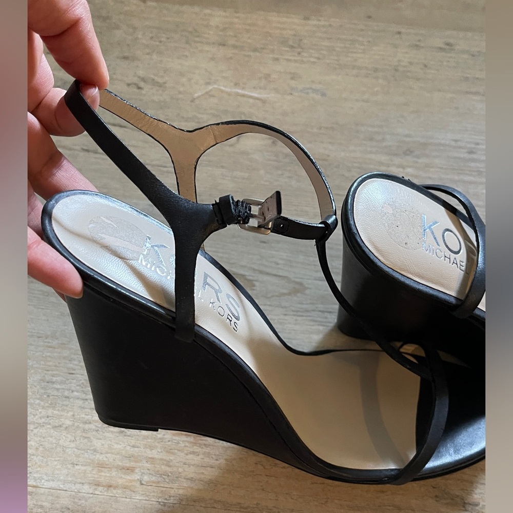 New Michael kors wedge shoes